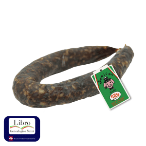 Salsiccia con etichetta verde e logo.